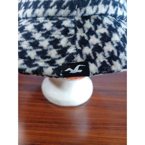 HOLLISTER Women’s Black/White Plaid/Checkered BUCKET HAT ONE SIZE - Picture 2 of 12